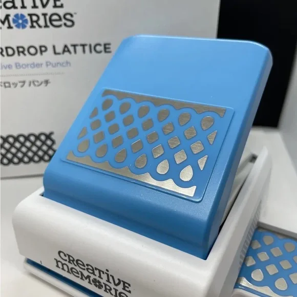 Creative Memories TearDrops Lattice Decorative Border Punch Brand New